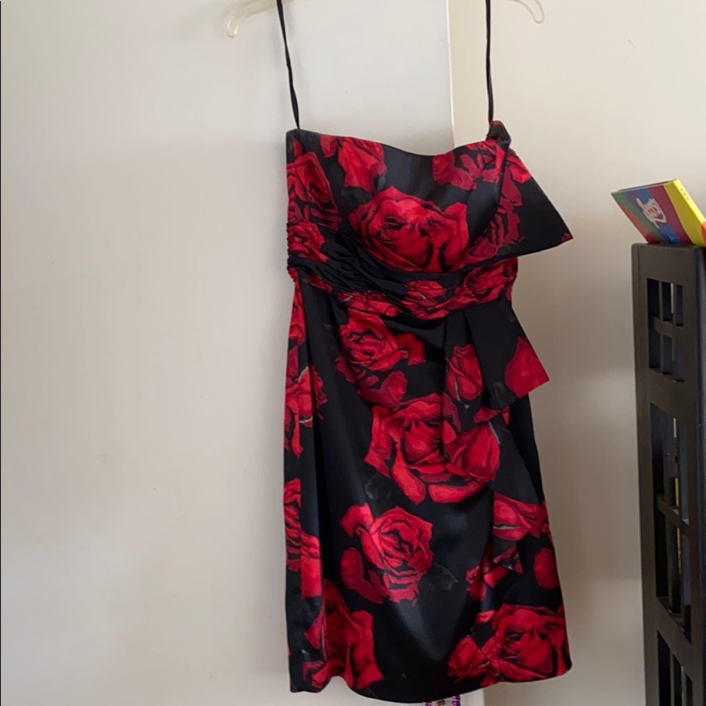White House Black Market Rose Cocktail dress